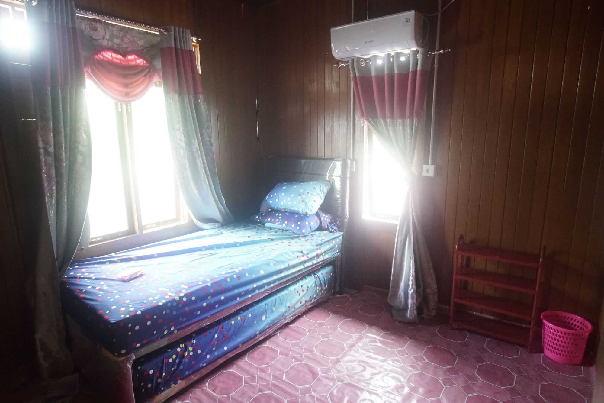 Rumah Kost Maple Winangun Manado